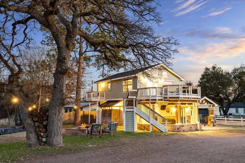 Photo of 137 W Hill Drive, Granite Shoals, TX 78654 (MLS # 177001)