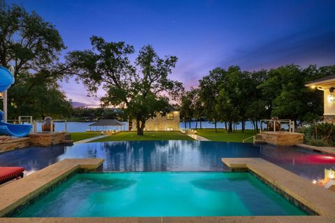 Photo of 911 Legends Parkway, Kingsland, TX 78639 (MLS # 176110)