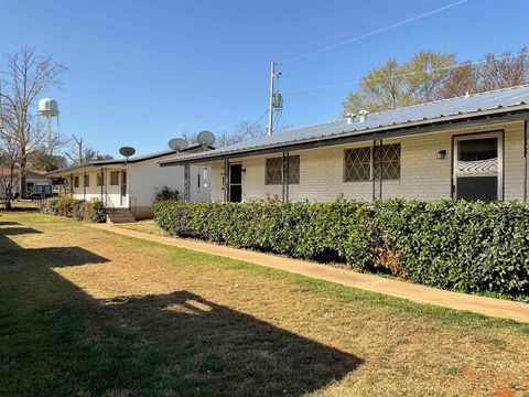 1600 Berry Street, Llano, TX 78643 - #: 173268