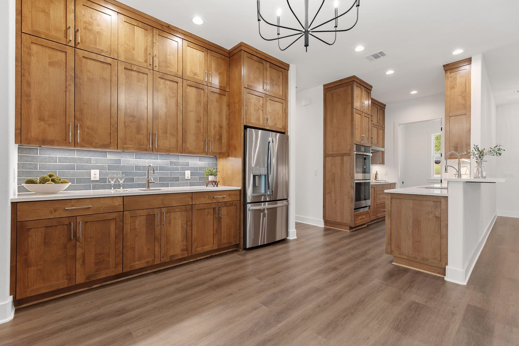 1110 Monterrey Oak Cir