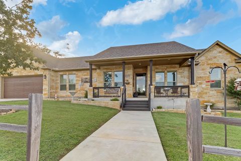 Photo of 207 Emeralds Dr, Burnet, TX 78611 (MLS # 175336)
