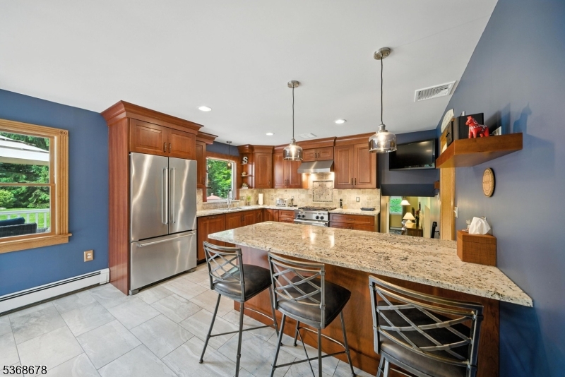 5 VAN DORN PLACE