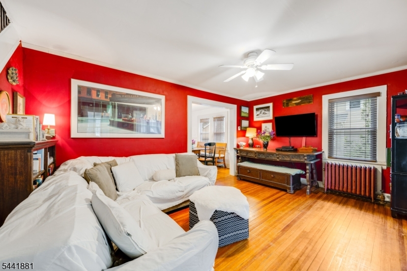 37 Fox Hill Rd