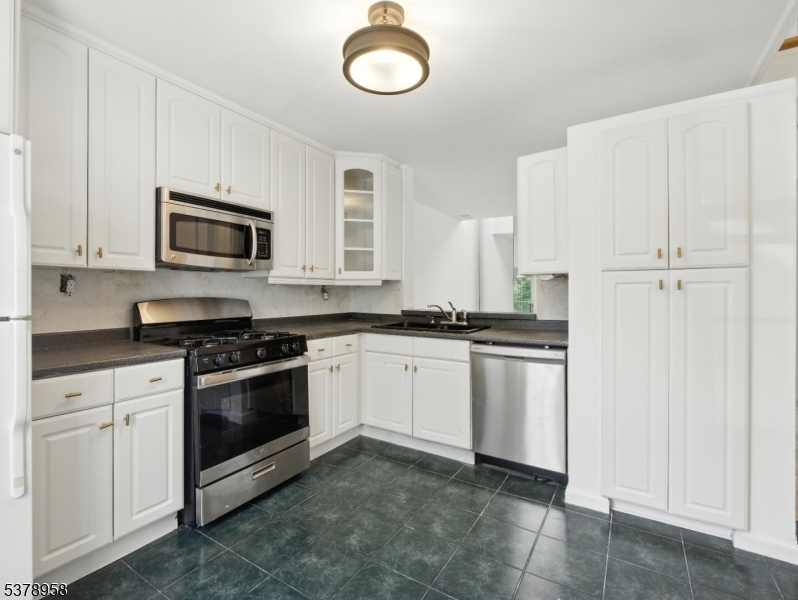 206 Ash Ct