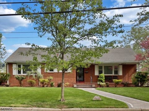 857 Grove St Rahway City NJ 07065
