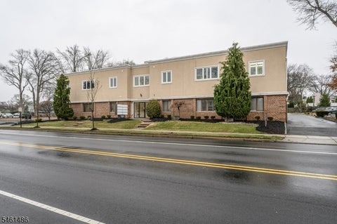 Photo for 727 Raritan Rd