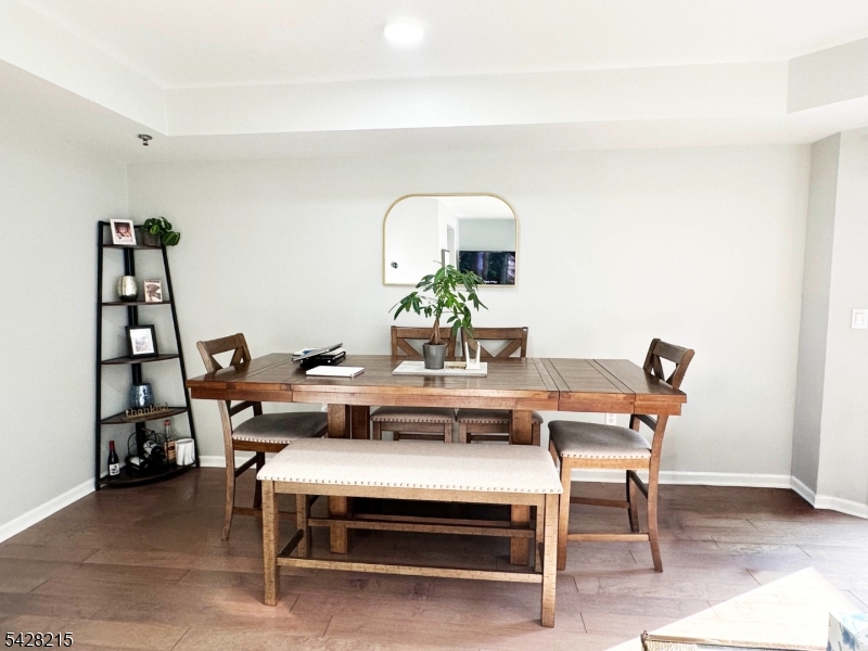 406 Jefferson Court PH6