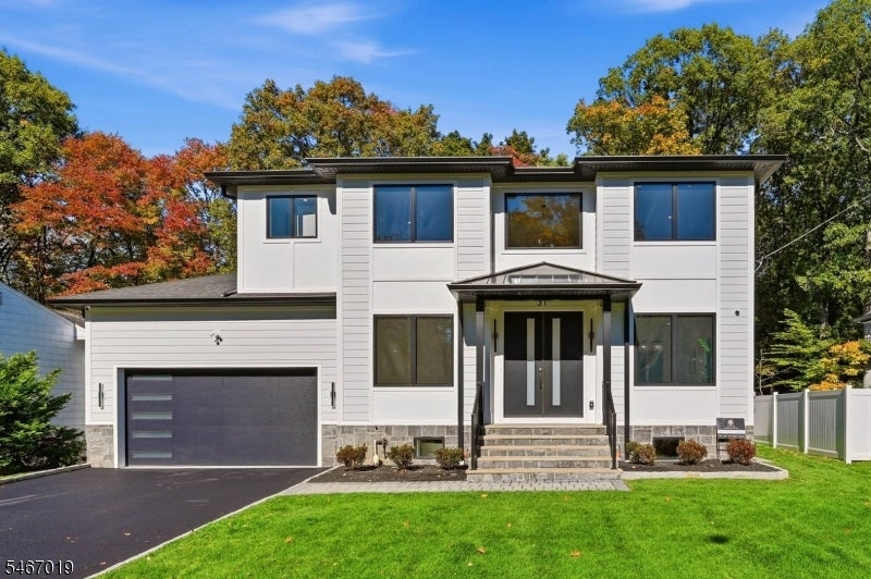31 Ashwood Dr