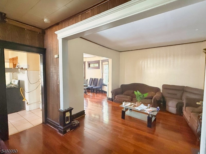50-52 Chapman Pl