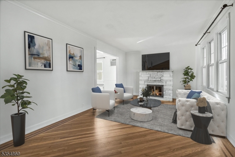 29 Kenwood Ave