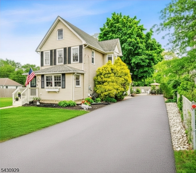Homes for Sale in Northern NJ | ThisIsRiverEdge.com 323 Church Street