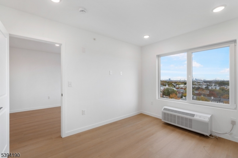 768 Bergen St 4C