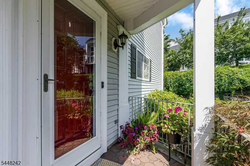 230 Riveredge Dr
