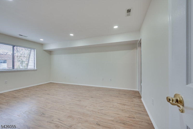 1314 Edison Glen Ter