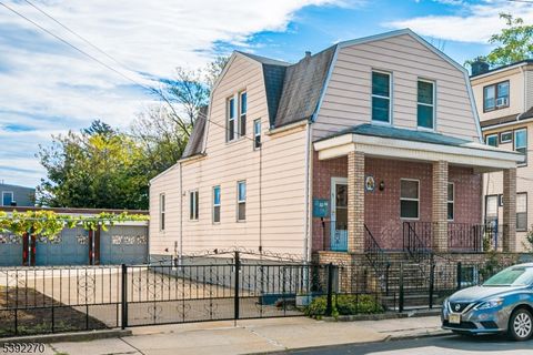 Photo of 5 Norwood Ave, Irvington, NJ 07111 (MLS # 3993579)