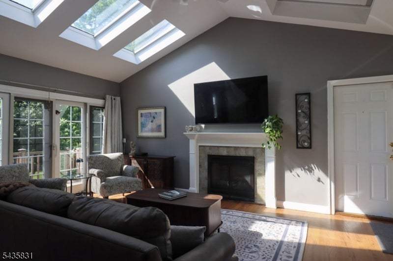53-59 Bellevue Ave