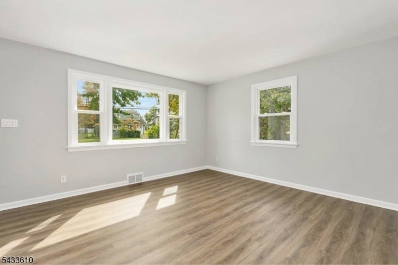 145 Golf Ave