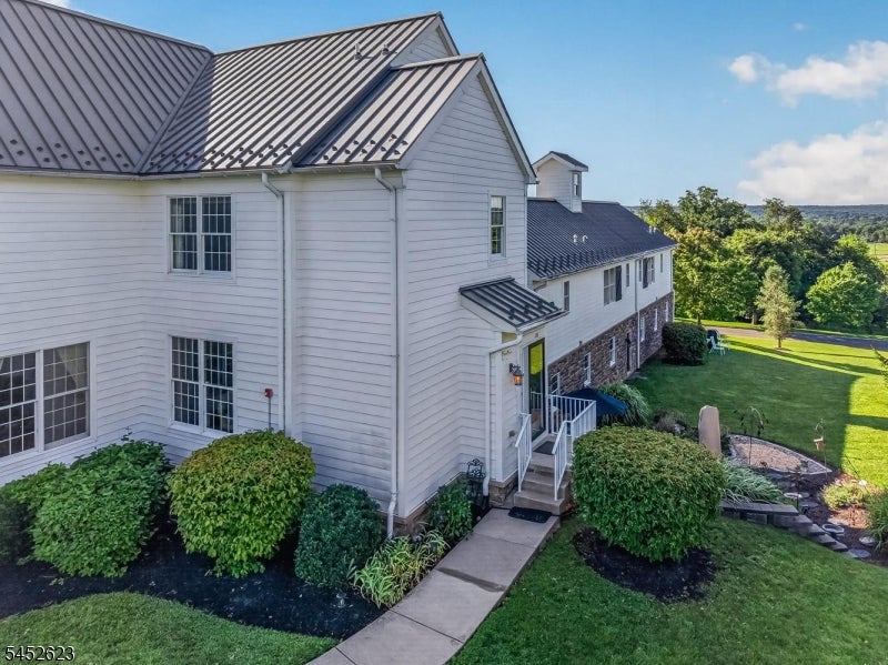 126 Albert Dr