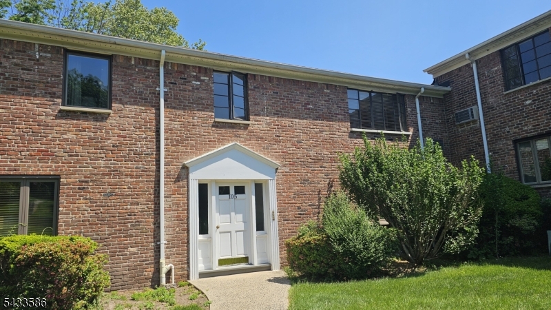 105D Troy Dr 105D