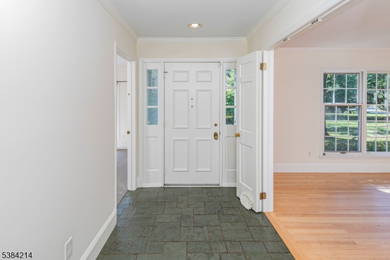 325 Mountain View Rd