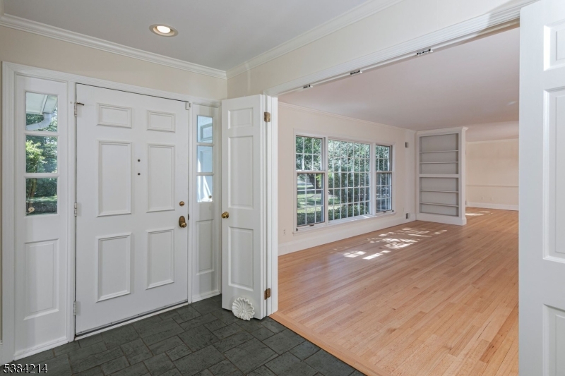 325 Mountain View Rd