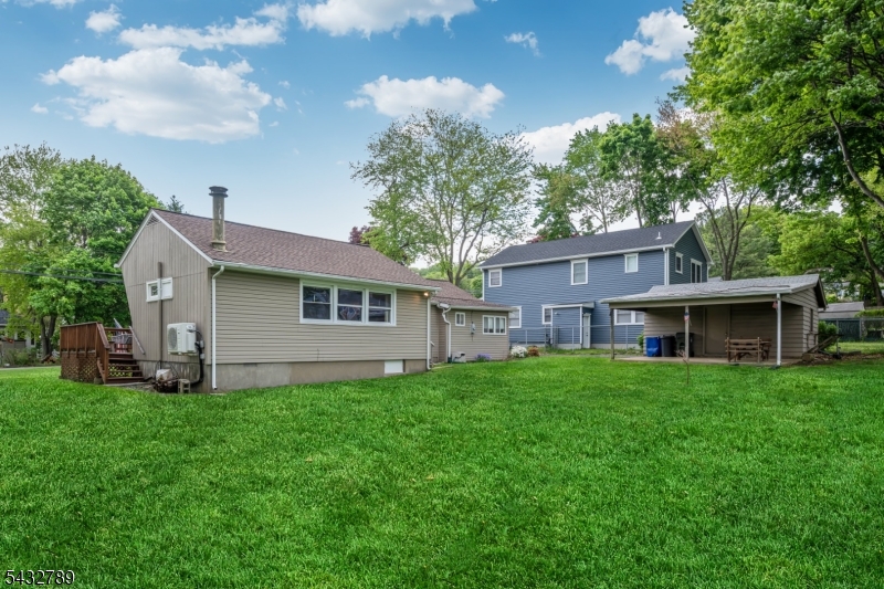 6 Outlook Ave
