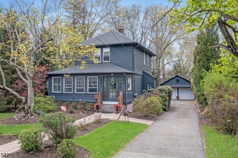173 Myrtle Ave