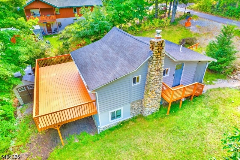 107 Overlook Rd