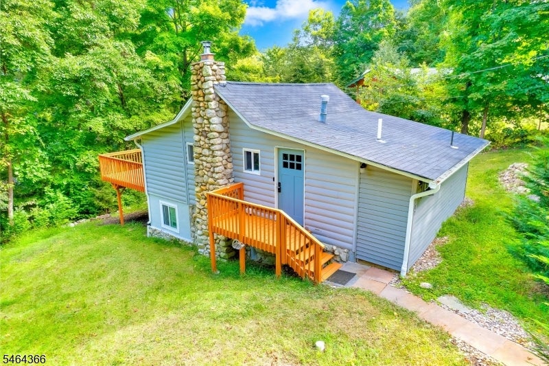 107 Overlook Rd