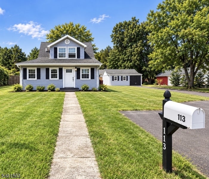 113 Sunset Ave