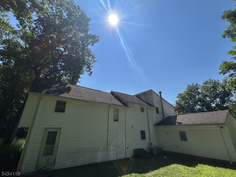 380 Ringwood Ave