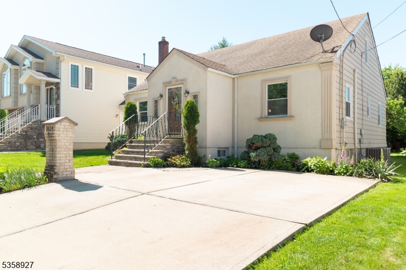 2624 Tremley Point Rd