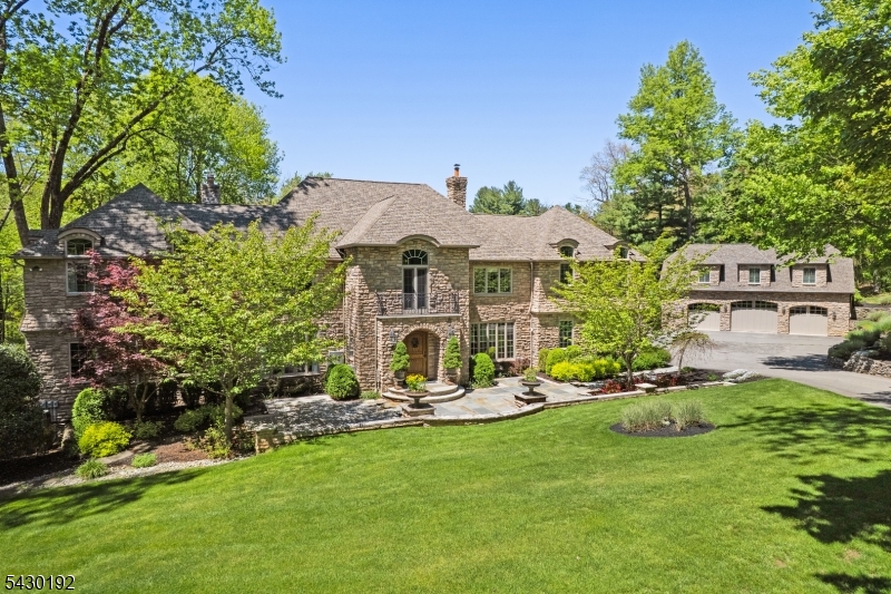 23 Saddle Hill Rd