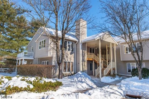 61 Westchester Ter Clinton Twp. NJ 08801