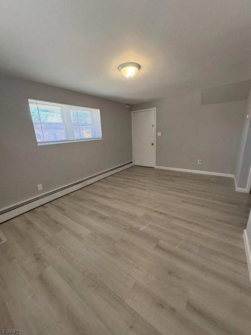 15 Dell Glen Ave 1