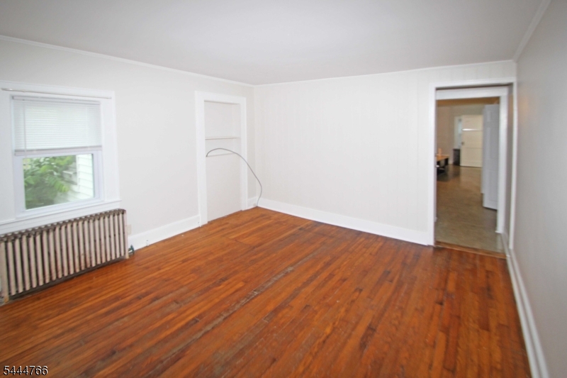 805 Green Pond Rd Main