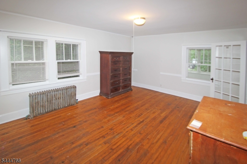 805 Green Pond Rd Main