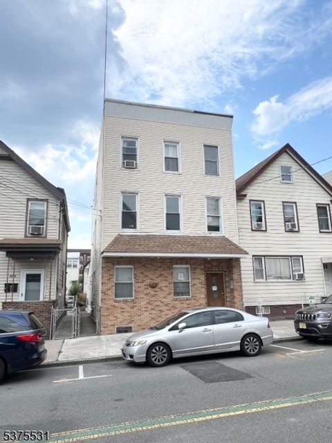 406 N 2Nd St East Newark Boro NJ 07029