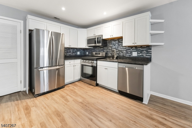 20 Augusta Dr Unit 5 5