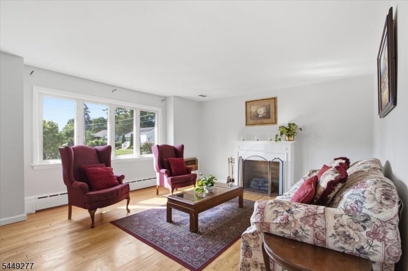 36 Oakland Ave