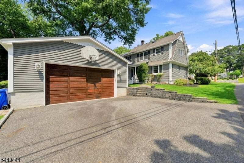 149 Palisade Ave