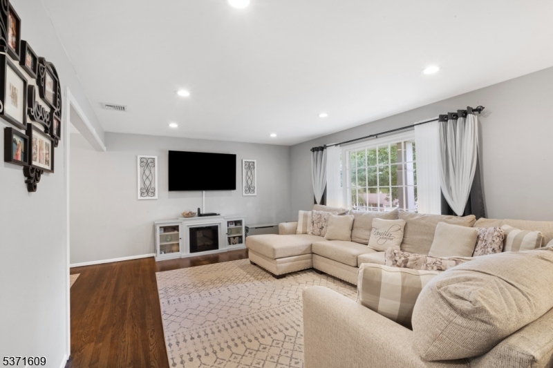 99 Valley View Trl