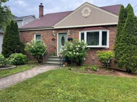 640 New York Ave Lyndhurst Twp. NJ 07071