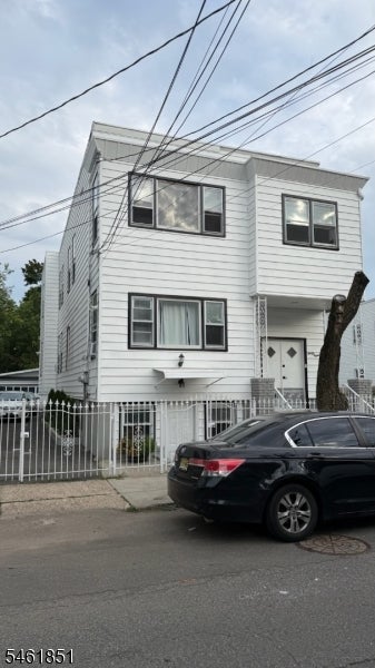 38 Smith St 2
