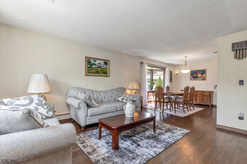 219 Elm Ct