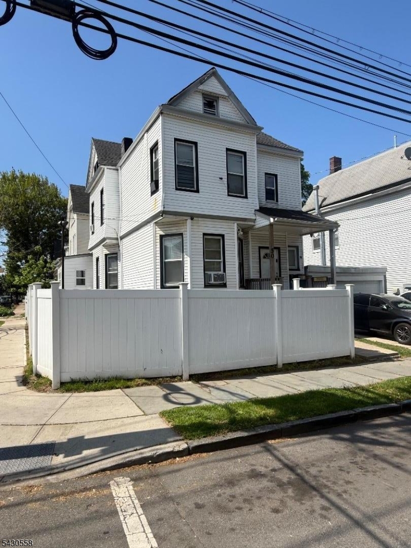 50 9Th Ave