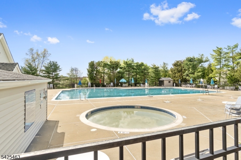 40 Four Oaks Road 40