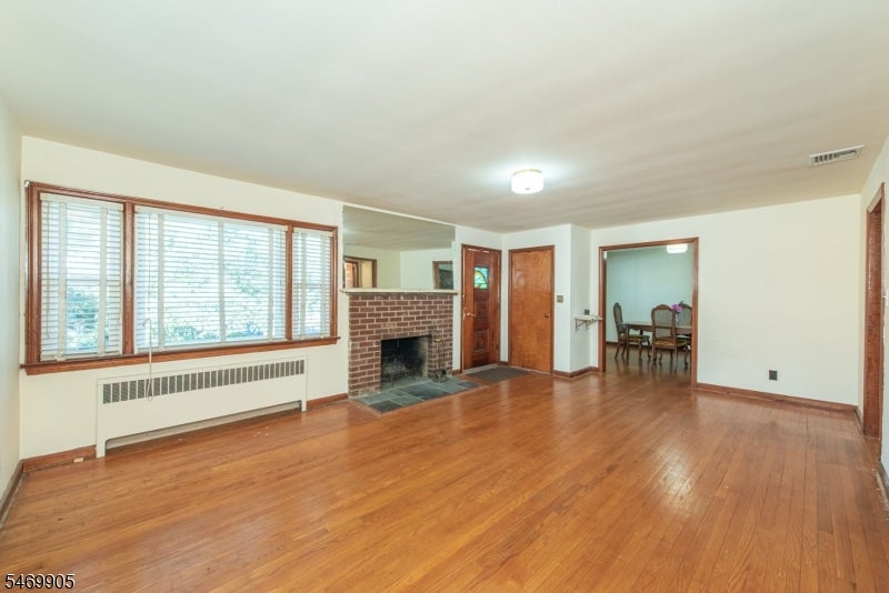 148 Park Ave