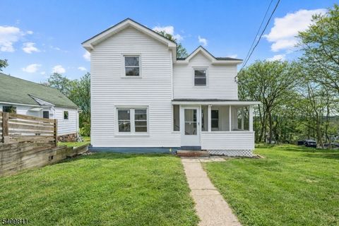 20 Ella St Bloomingdale Boro NJ 07403