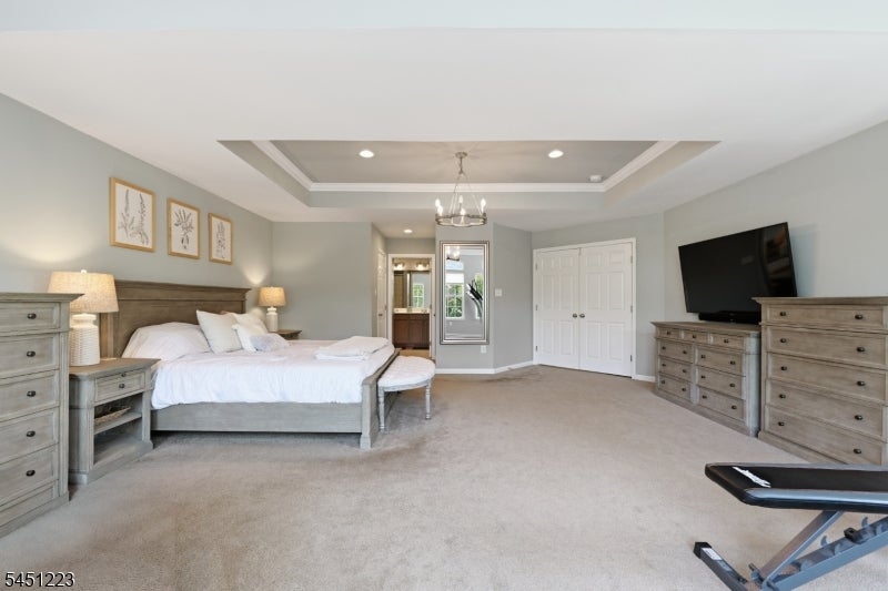 51 Oak Leaf Ln